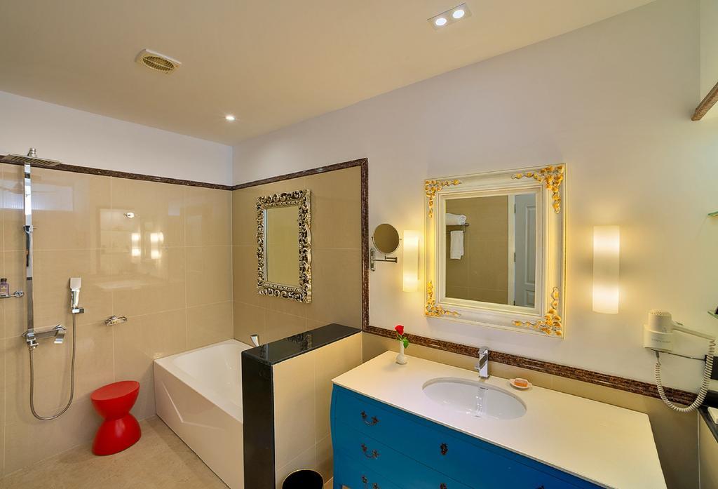 Hotel Mayfair Waves 5*